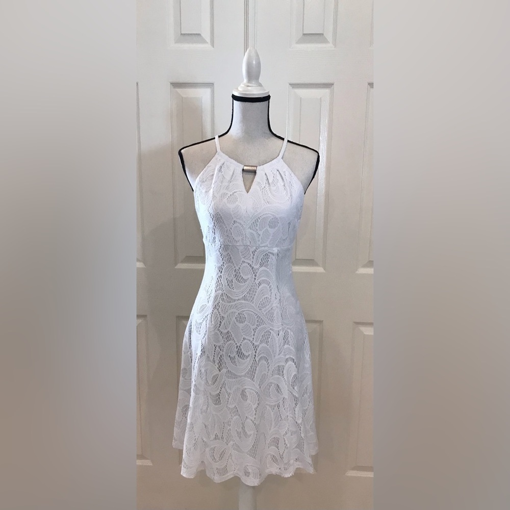 London Times White A-Line Dress size 6 gently worn
